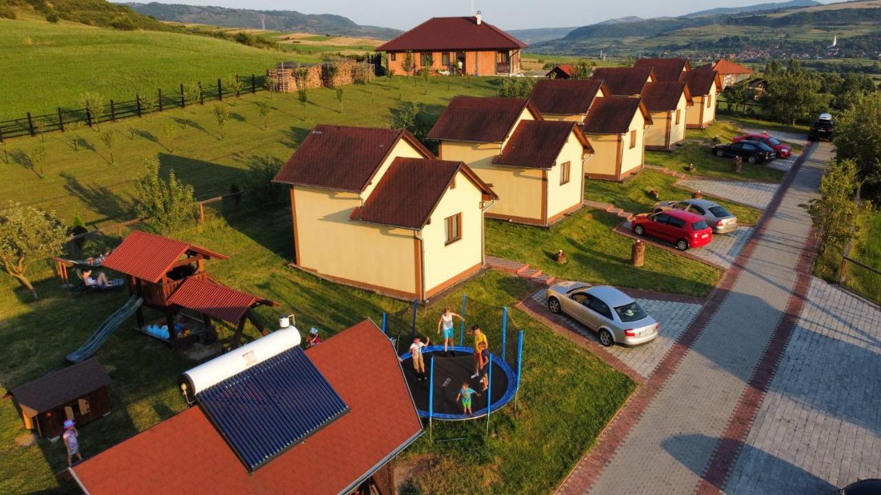 Manó Kulcsosházak Praid Exterior foto